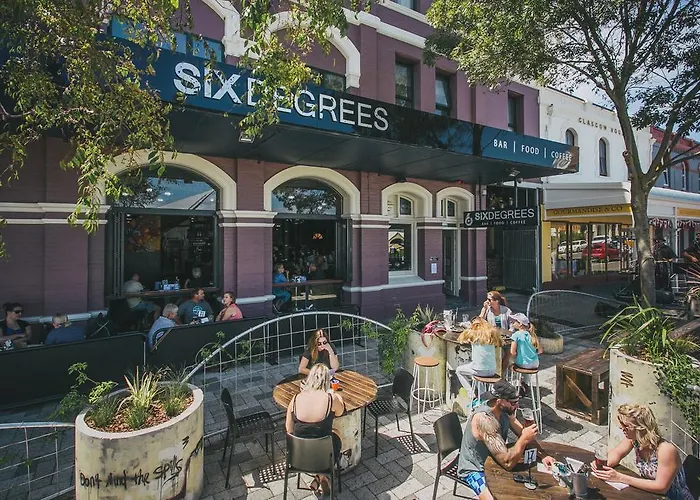 Six Degrees Boutique Hotel