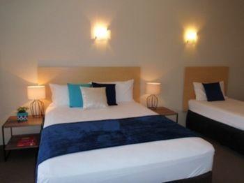 Six Degrees Boutique Hotel