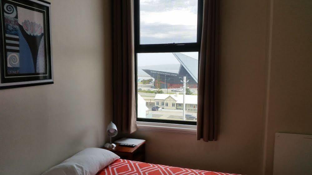 Six Degrees Boutique Hotel